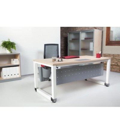 Mesa de oficina patas blancas y tablero color haya.