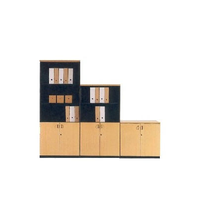 Mueble de oficina de 135 con puertas bajas